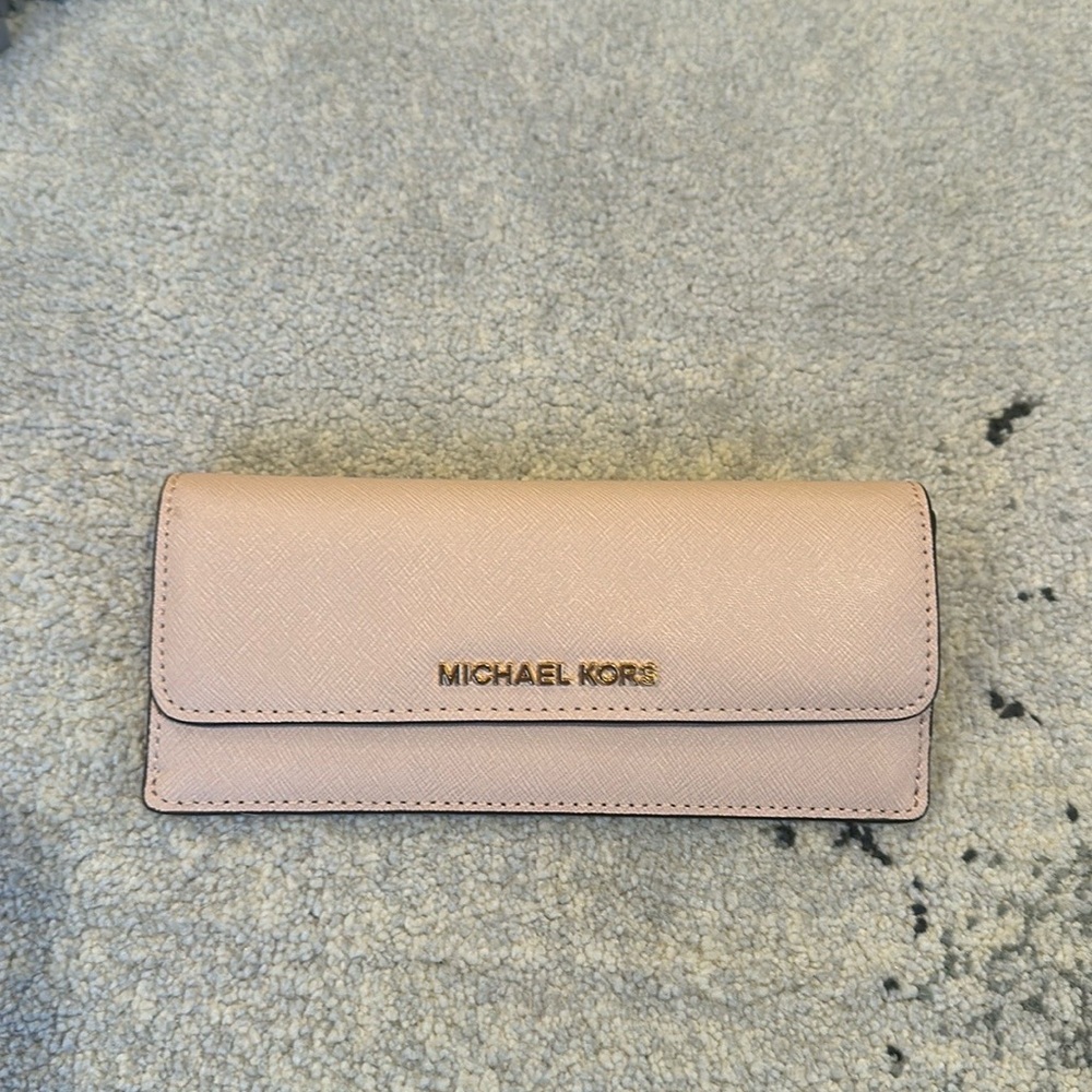 Michael Kors Blush Pink wallet with gold hardware